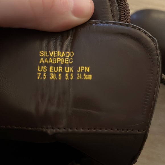 7.5 size brown heel ankle boots - Picture 5 of 6